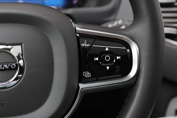 Volvo XC90 2.0 T8 Plug-in hybrid AWD Ultra Dark 7p. *Pano*Head-Up*H/K*
