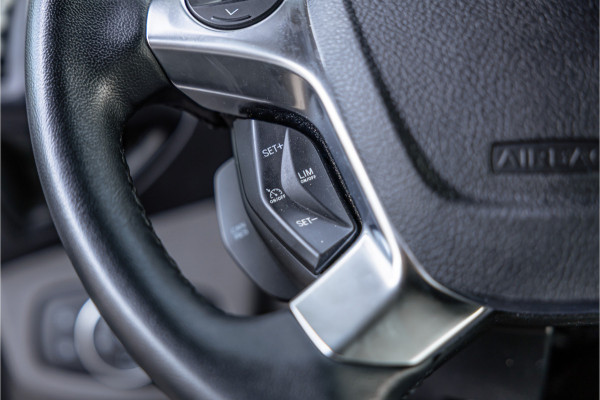 Ford Transit Connect 1.5 EcoBlue L2 | L+R Schuifdeur | Bi-Xenon | Blind Spot | Cruise control | Trekhaak | Navigatie | Camera | CarPlay | Stoelverwarming | Dealer onderhouden | Nieuwe APK