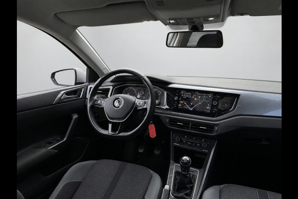 Volkswagen Polo 1.0 TSI 95PK R-LINE SPORT CARPLAY/BEATS/PANORAMADAK