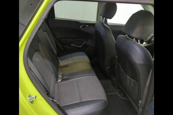 Kia e-Soul DynamicPlusLine 64 kWh-SOH 100% / Warmtepomp / Schuifdak / Cruise-ctr. / Apple Carplay / Airco / Navigatie / Apk 12-2027