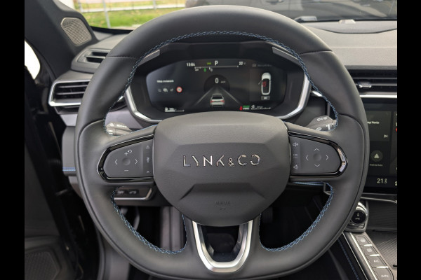 Lynk & Co 01 1.5 BLACK PACK PANO, 360 CAMERA ETC (BOVAG/RIJKLAARPRIJS)