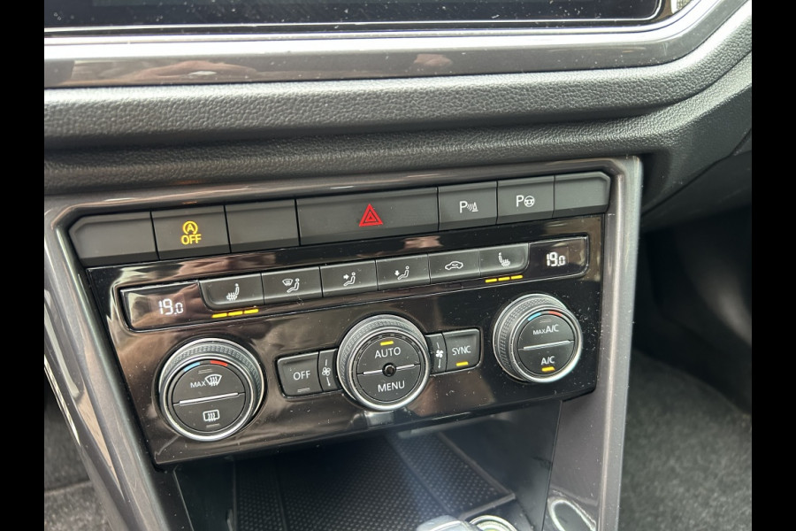 Volkswagen T-Roc 1.5 TSI 150pk Automaat Navi, ACC, 18" LMV, Trekhaak afn.