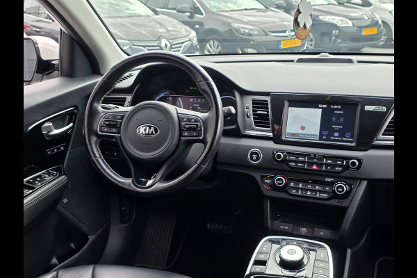 Kia e-Niro ExecutiveLine 64 kWh | 100% SOH | LEDER | CAMERA | JBL | STOELVERWARMING/VENTILATIE |