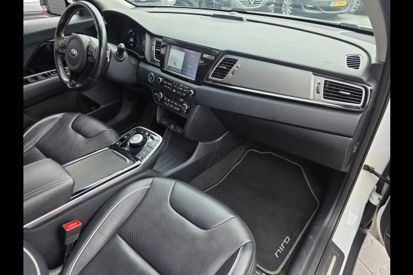 Kia e-Niro ExecutiveLine 64 kWh | 100% SOH | LEDER | CAMERA | JBL | STOELVERWARMING/VENTILATIE |