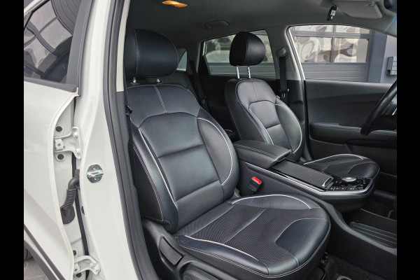 Kia e-Niro ExecutiveLine 64 kWh | 100% SOH | LEDER | CAMERA | JBL | STOELVERWARMING/VENTILATIE |