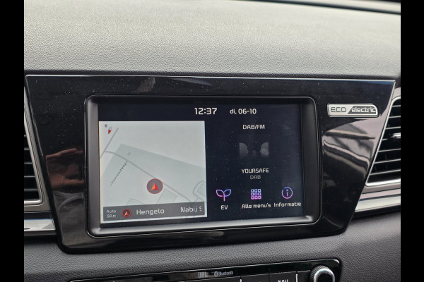 Kia e-Niro ExecutiveLine 64 kWh | 100% SOH | LEDER | CAMERA | JBL | STOELVERWARMING/VENTILATIE |