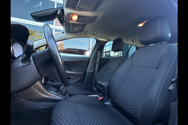 Opel Astra Sports Tourer Business Edition, Airco, Camera, CarPlay, Cruise, Trekhaak, DAB, PDC
