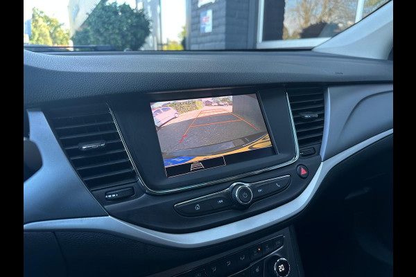 Opel Astra Sports Tourer Business Edition, Airco, Camera, CarPlay, Cruise, Trekhaak, DAB, PDC