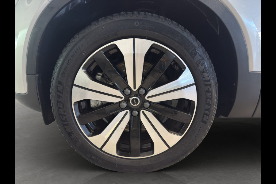 Volvo XC40 T4 Plug-in Hybrid Ultimate Dark ACC Panodak Leder 211pk