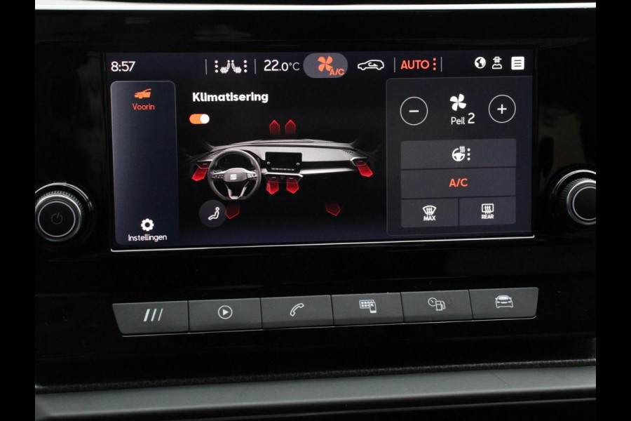 Seat Leon Sportstourer 1.5 eTSI 150pk Automaat Style Navigatie Apple Carplay/Android Auto Adaptive Cruise control Led Lichtmetalen velgen