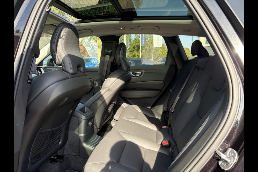 Volvo XC60 2.0 T8 Plug-in hybrid AWD Plus Dark LUCHTVERING| PANO| HARMAN KARDON| MEMORY STOELEN| ACHTERBANK VERWARMD| HUD| 360 CAMERA| RECENT ONDERHOUD GEHAD BIJ VOLVO DEALER\ FABRIEKSGARANTIE|
