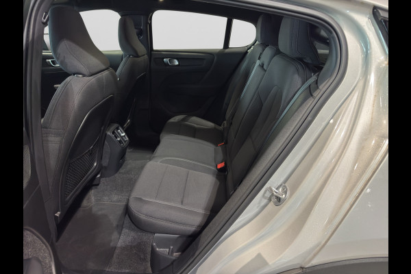 Volvo C40 Aut. Single Motor Extended Range Panoramadak Parkeercamera 82kWh 252pk