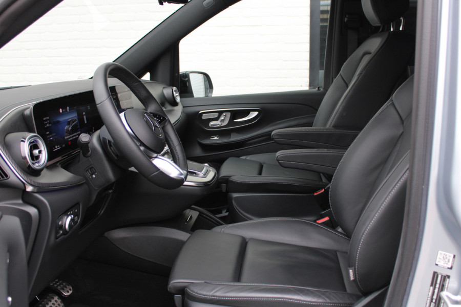 Mercedes-Benz V-Klasse 300d / AMG / Exclusive / 7-persoons / Elec Stoelen / Burmester / Nightpakket / Vol Opties / NIEUWSTAAT.