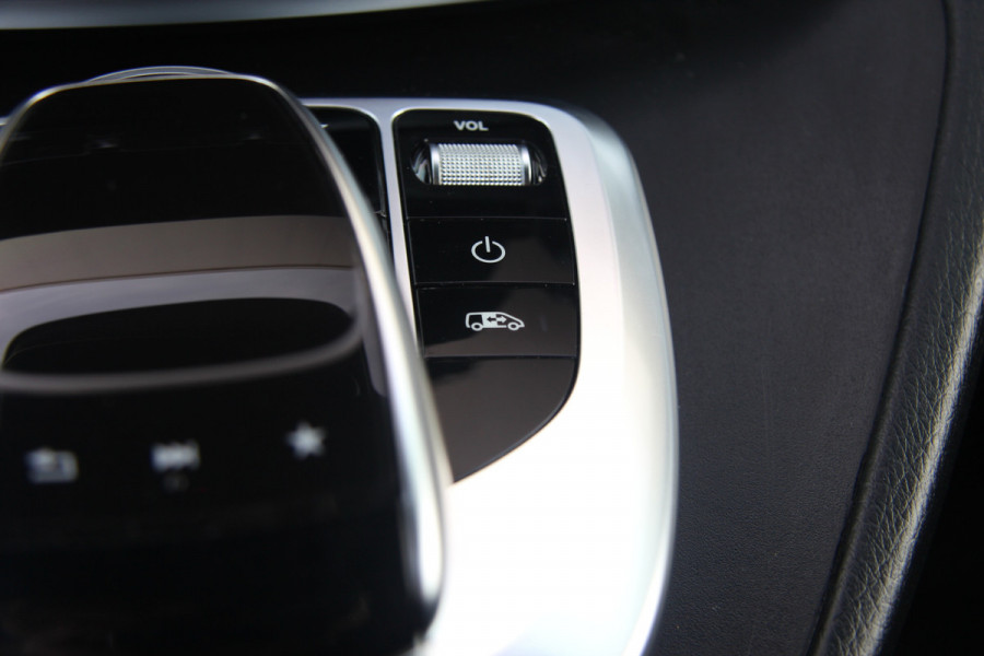 Mercedes-Benz V-Klasse 300d Lang DC Avantgarde Edition | Burmester | 360° Camera | Distronic | Leder | Trekhaak