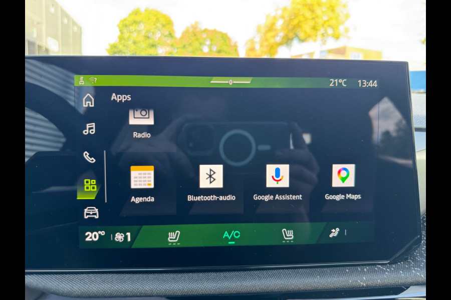 Renault Clio 1.8 Full-Hybrid 160 techno,Navigatie,Safety pakket,Adap.Cruise,360Camera,4Season banden