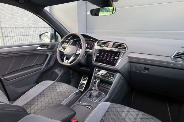 Volkswagen Tiguan 1.4 TSI eHybrid R-Line Business | BTW | PANO | ACC | CAMERA | DODEHOEK |