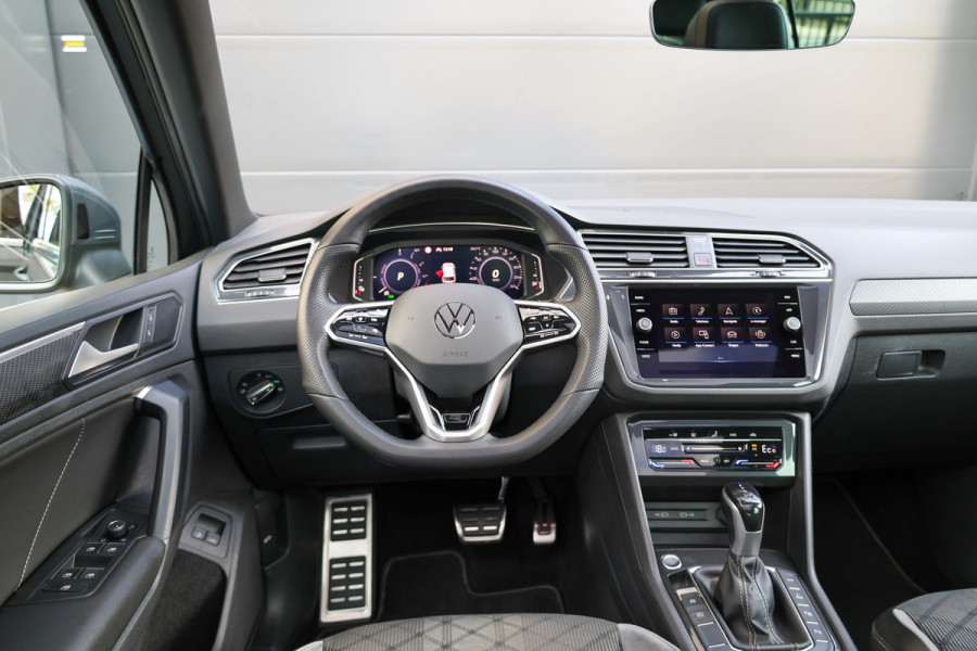 Volkswagen Tiguan 1.4 TSI eHybrid R-Line Business | BTW | PANO | ACC | CAMERA | DODEHOEK |