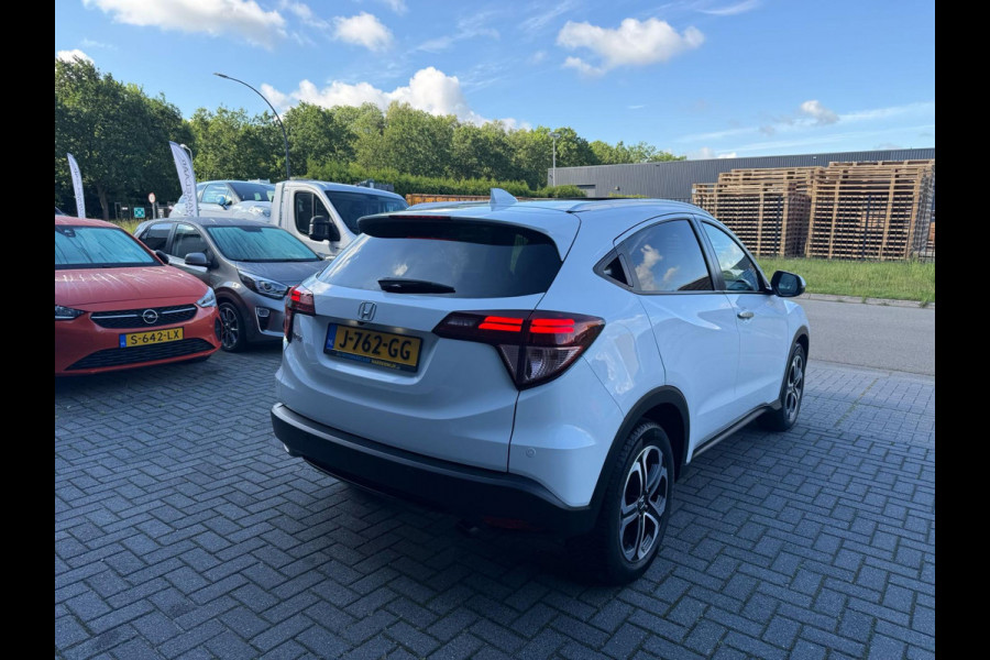 Honda HR-V 1.5 i-VTEC Executive | 1E EIGENAAR | 3/6/12MND GARANTIE | AUTOMAAT | PANO | LED | DAB | NAVI | CRUISE |