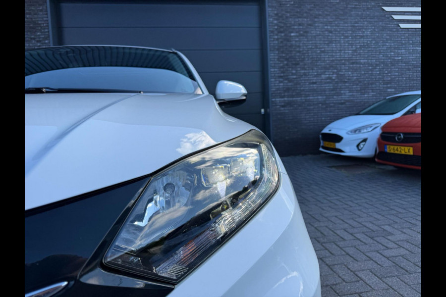 Honda HR-V 1.5 i-VTEC Executive | 1E EIGENAAR | 3/6/12MND GARANTIE | AUTOMAAT | PANO | LED | DAB | NAVI | CRUISE |