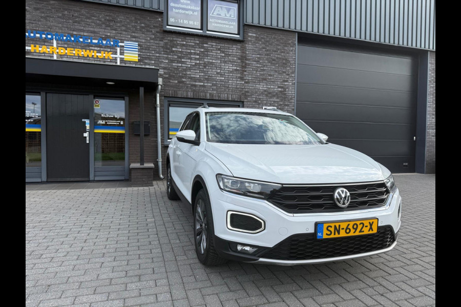 Volkswagen T-Roc 1.0 TSI Style | 1E EGENAAR | 3/6 OF 12MND GARANTIE | PANODAK | ACC | LANE ASSIST | AIRCO |