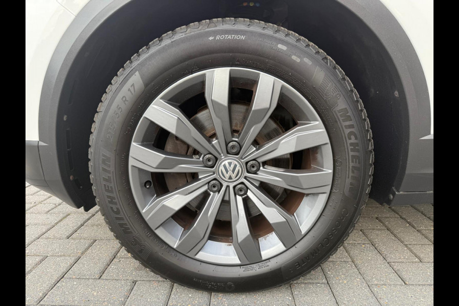 Volkswagen T-Roc 1.0 TSI Style | 1E EGENAAR | 3/6 OF 12MND GARANTIE | PANODAK | ACC | LANE ASSIST | AIRCO |