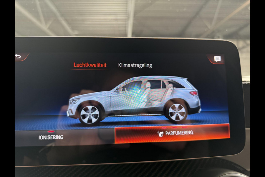 Mercedes-Benz GLC 200 Premium Plus | 2E EIGENAAR | 3/6/12 MND GARANTIE  | LED | BURMESTER | AMG | PANODAK | NAVI | CARPLAY | PARFUM | LEDER |