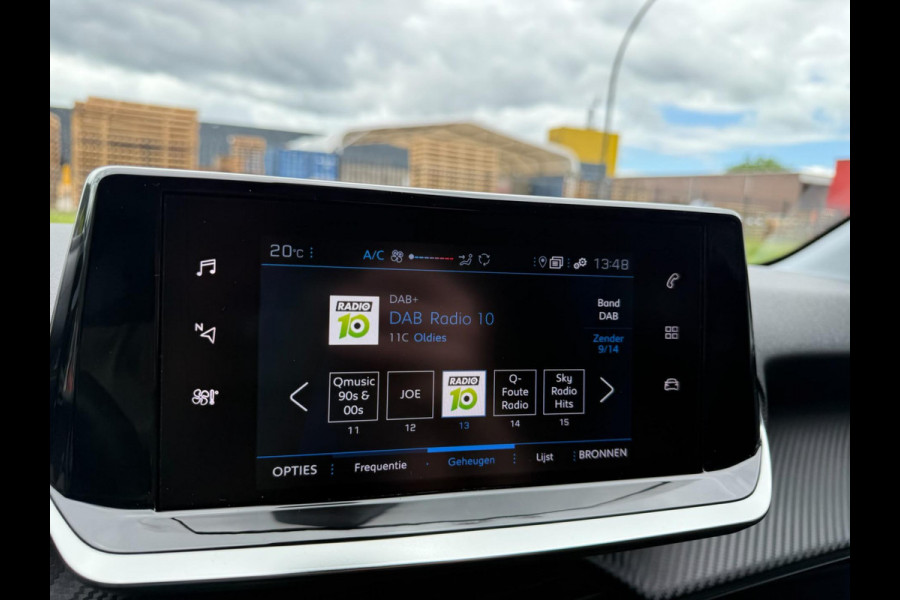 Peugeot 208 75PK Style | 1E EIGENAAR | 3/6/12MND GARANTIE| LED | CARPLAY | NAVI | CRUISE | CLIMA | LMV |