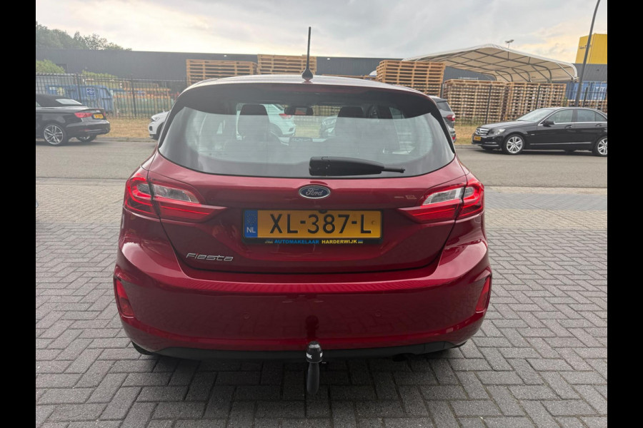 Ford Fiesta 1.0 EcoBoost Titanium | 2E EIGENAAR | 3/6 OF 12 MND GARANTIE | CAMERA | PANO DAK | TREKHAAK | CARPLAY |