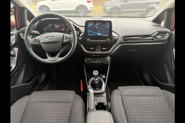 Ford Fiesta 1.0 EcoBoost Titanium | 2E EIGENAAR | 3/6 OF 12 MND GARANTIE | CAMERA | PANO DAK | TREKHAAK | CARPLAY |