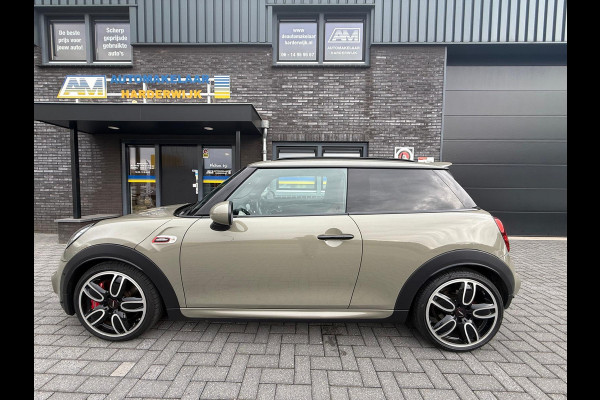 MINI Mini 2.0 John Cooper Works Chili | 1E EIGENAAR | 3/6/12MND GARANTIE | 230PK | PANO | ACC | CARPLAY | LED | HEAD-UP | NAVI | DAB |