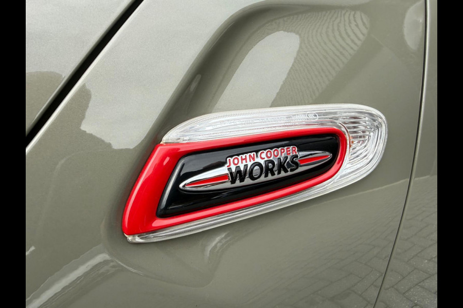 MINI Mini 2.0 John Cooper Works Chili | 1E EIGENAAR | 3/6/12MND GARANTIE | 230PK | PANO | ACC | CARPLAY | LED | HEAD-UP | NAVI | DAB |