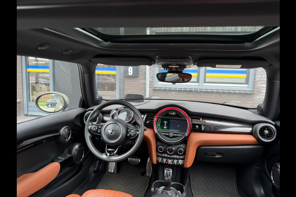 MINI Mini 2.0 John Cooper Works Chili | 1E EIGENAAR | 3/6/12MND GARANTIE | 230PK | PANO | ACC | CARPLAY | LED | HEAD-UP | NAVI | DAB |