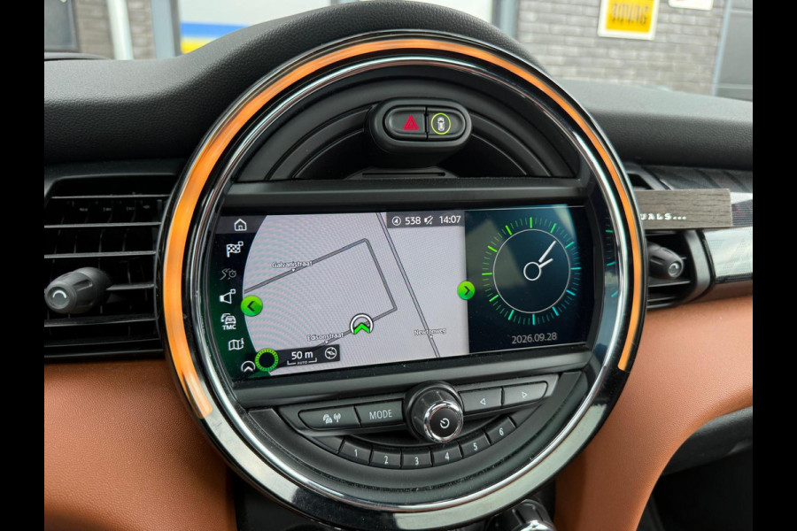 MINI Mini 2.0 John Cooper Works Chili | 1E EIGENAAR | 3/6/12MND GARANTIE | 230PK | PANO | ACC | CARPLAY | LED | HEAD-UP | NAVI | DAB |