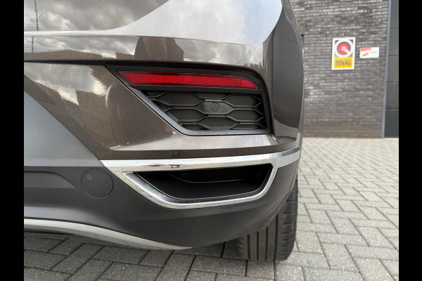 Volkswagen T-Roc 1.5 TSI Style | 1E EIGENAAR | 3/6/12 MND GARANTIE | AUTOMAAT | ACC | NAVI | CARPLAY | DAB | LMV |