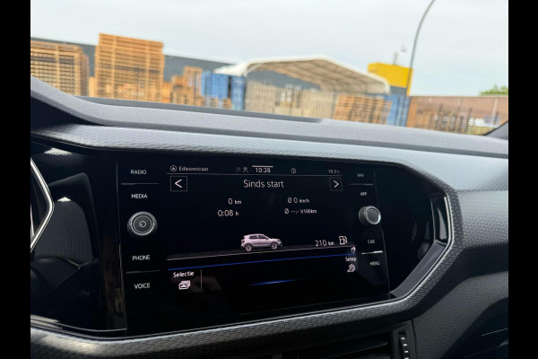 Volkswagen T-Cross 1.0 TSI R-Line | 1E EIGENAAR | 3/6/12MND GARANTIE| AUTOMAAT | LED | CARPLAY | DIGITAAL COCKPIT | DAB | CRUISE |