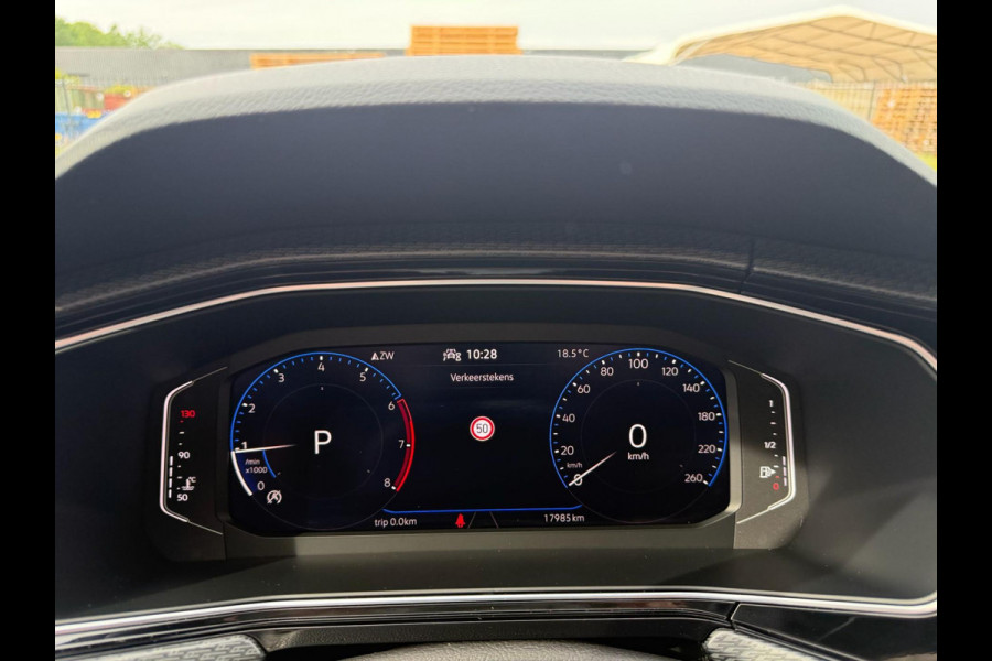 Volkswagen T-Cross 1.0 TSI R-Line | 1E EIGENAAR | 3/6/12MND GARANTIE| AUTOMAAT | LED | CARPLAY | DIGITAAL COCKPIT | DAB | CRUISE |