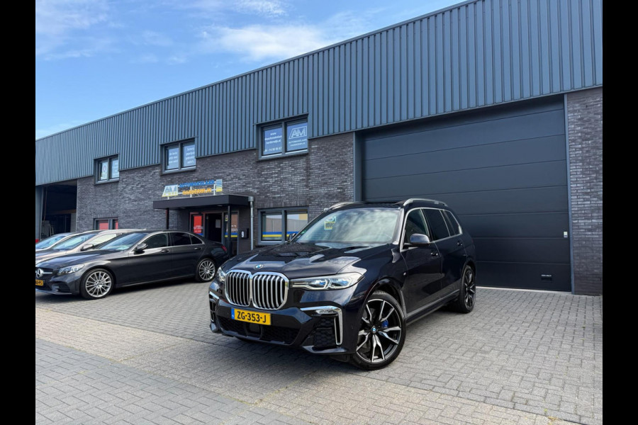 BMW X7 xDrive40i 6p. | 2E EIGENAAR | 3/6/12MND GARANTIE| M-SPORT |PANO | LASER | LED | B&W | MASSAGE | CARPLAY | TREKHAAK | DAB | BOMVOL |