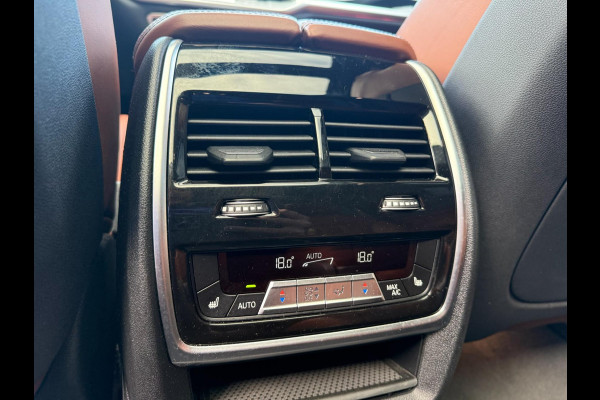 BMW X7 xDrive40i 6p. | 2E EIGENAAR | 3/6/12MND GARANTIE| M-SPORT |PANO | LASER | LED | B&W | MASSAGE | CARPLAY | TREKHAAK | DAB | BOMVOL |