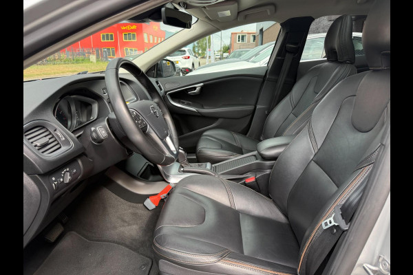 Volvo V40 Cross Country 1.5 T3 Summum | 2E EIGENAAR | 3/6 of 12 MND GARANTIE | PANO DAK | CAMERA | NAVI | MEMORY |