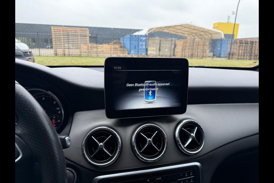 Mercedes-Benz CLA-Klasse Shooting Brake 180 d Business Solution | 1E EIGENAAR | 3/6/12MND GARANTIE | AUTOMAAT | AIRCO | CRUISE | NAVI | LMV | LED | TREKHAAK |