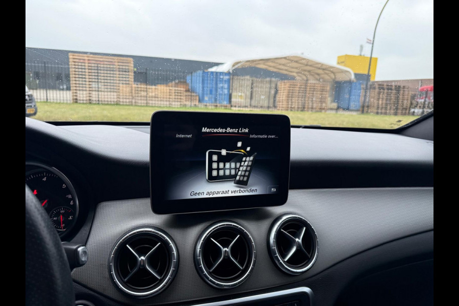 Mercedes-Benz CLA-Klasse Shooting Brake 180 d Business Solution | 1E EIGENAAR | 3/6/12MND GARANTIE | AUTOMAAT | AIRCO | CRUISE | NAVI | LMV | LED | TREKHAAK |