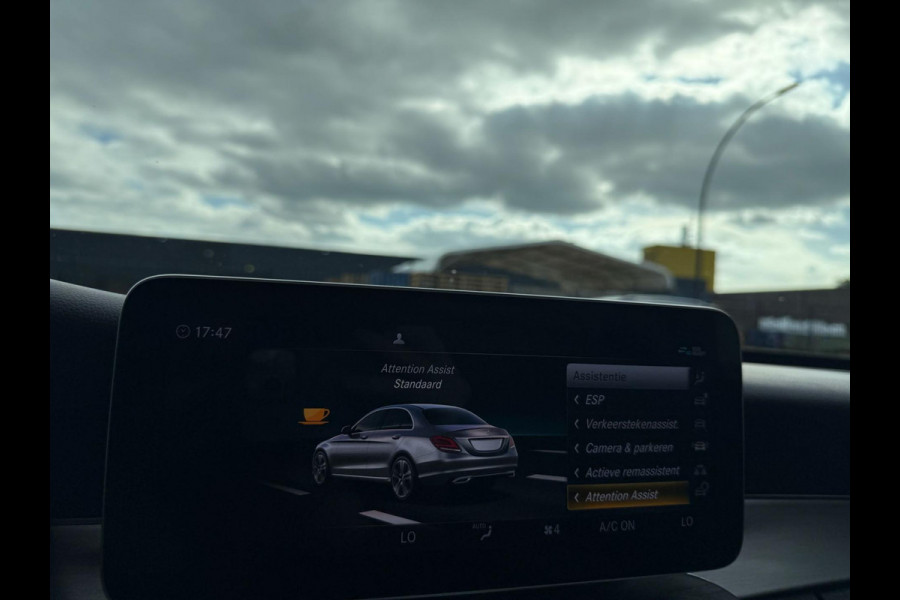 Mercedes-Benz C-Klasse 300 e Advantage Pack | 3/6/12MND GARANTIE | AUTOMAAT | CRUISE | LED | LEDER | 360 CAMERA | SFEER | CARPLAY | NAVI |