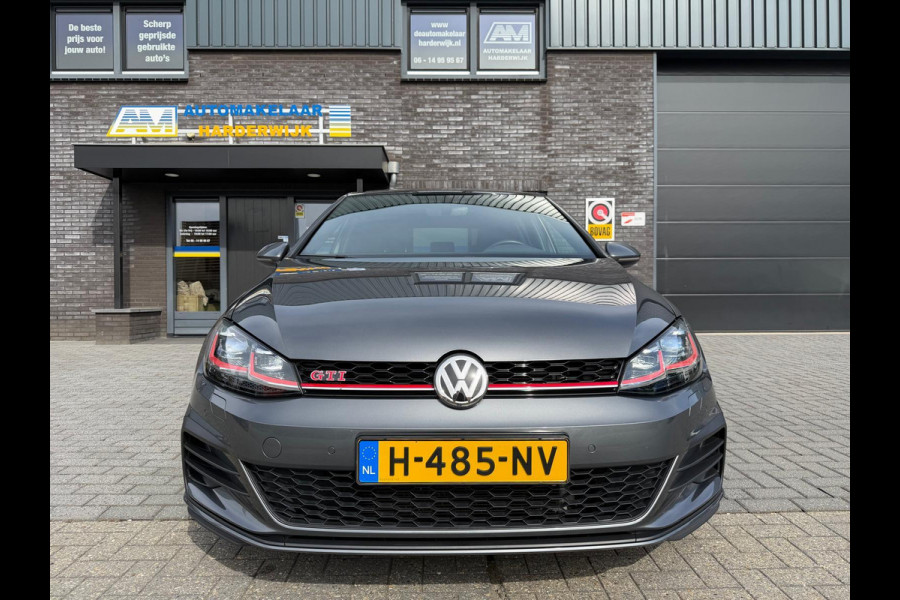 Volkswagen Golf 2.0 TSI GTI Performance | 3/6/12MND GARANTIE | PANO | LED | ACC | TREKHAAK | NAVI | STOELVERW. |