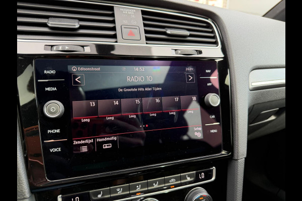 Volkswagen Golf 2.0 TSI GTI Performance | 3/6/12MND GARANTIE | PANO | LED | ACC | TREKHAAK | NAVI | STOELVERW. |