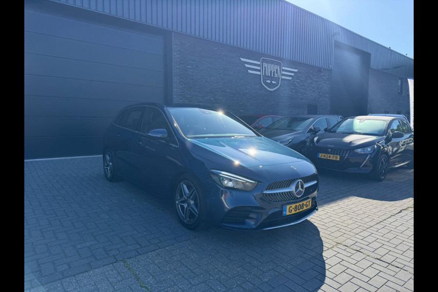 Mercedes-Benz B-Klasse 180 Business Solution AMG | 3/6/12MND GARANTIE | AUTOMAAT | LED | CRUISE | CARPLAY | DAB | AIRCO | STOELVERWM. |