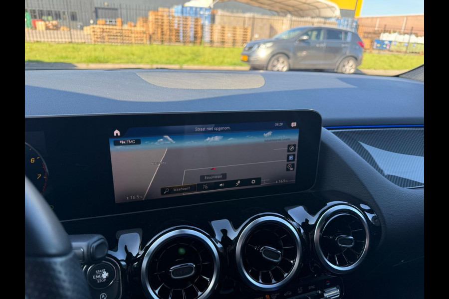 Mercedes-Benz B-Klasse 180 Business Solution AMG | 3/6/12MND GARANTIE | AUTOMAAT | LED | CRUISE | CARPLAY | DAB | AIRCO | STOELVERWM. |