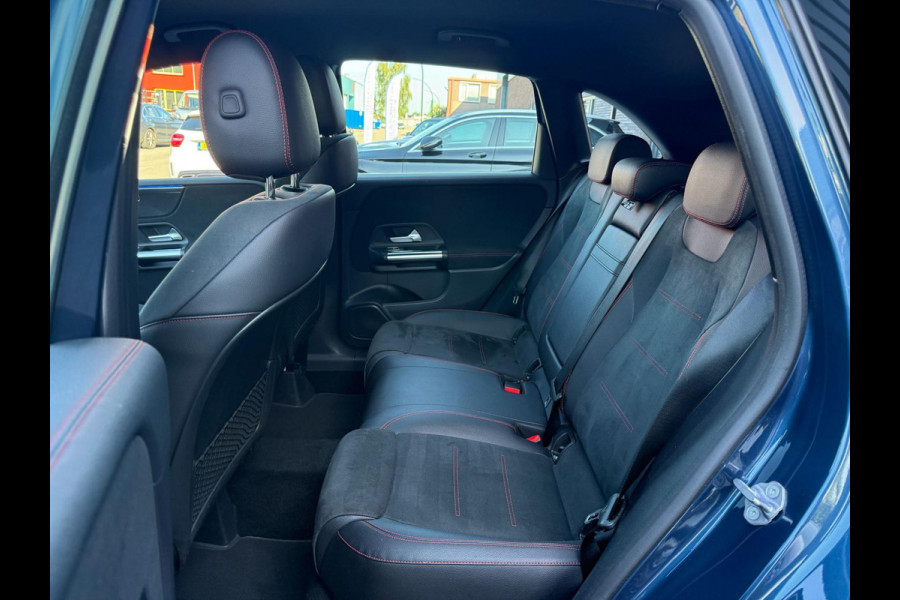 Mercedes-Benz B-Klasse 180 Business Solution AMG | 3/6/12MND GARANTIE | AUTOMAAT | LED | CRUISE | CARPLAY | DAB | AIRCO | STOELVERWM. |