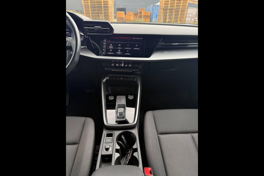 Audi A3 Limousine 30 TFSI Pro Line | 2E EIGENAAR | AUTOMAAT | 3/6 OF 12MND GARANTIE | APPLE CARPLAY | CRUISE | CLIMA | LMV |