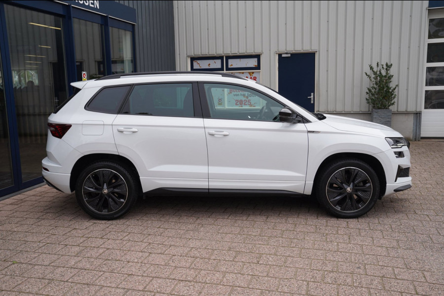 Škoda Karoq 1.5 TSI ACT Sportline Business|Prijs rijklaar incl.12 mnd garantie| Navi Keyless Stoel/Stuur+achterbank verw. Carplay