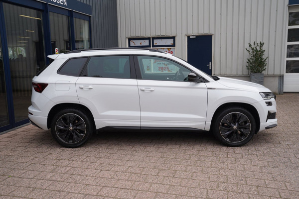 Škoda Karoq 1.5 TSI ACT Sportline Business|Prijs rijklaar incl.12 mnd garantie| Navi Keyless Stoel/Stuur+achterbank verw. Carplay